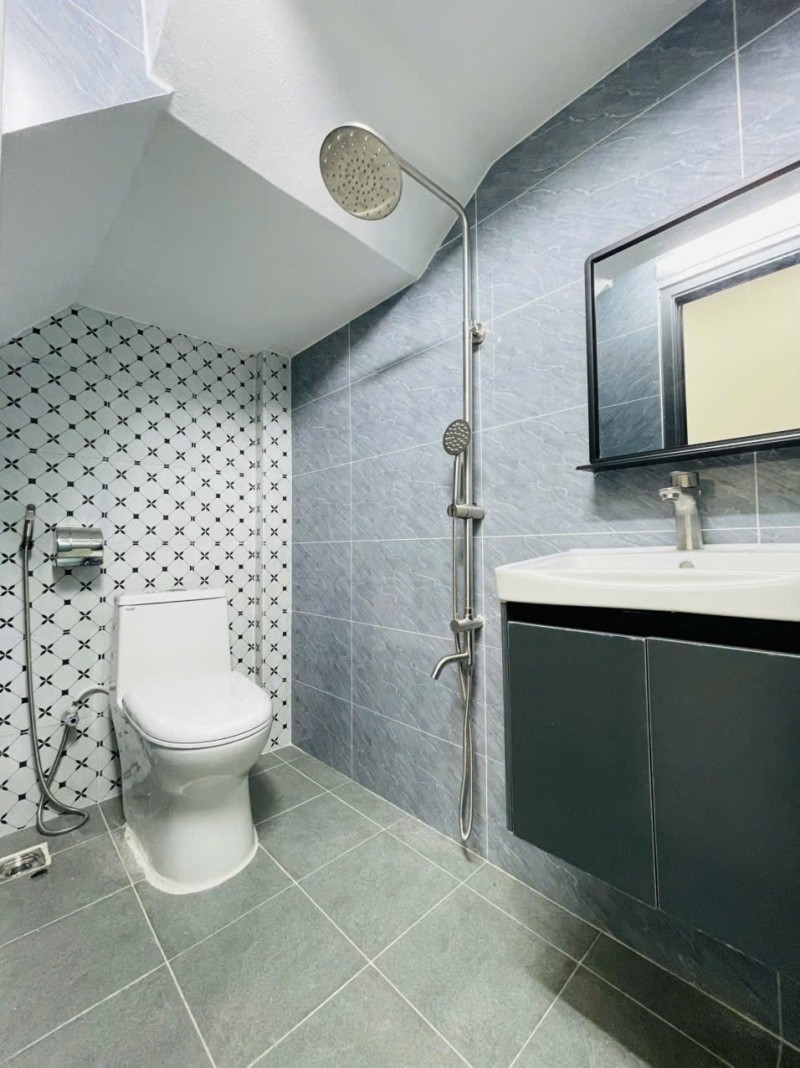 NHÀ ĐẸP HẺM Ô TÔ LÊ VĂN QUỚI 39M2 MỚI 2 TẦNG 2PN 2WC CHỈ 4.98 TỶ 6