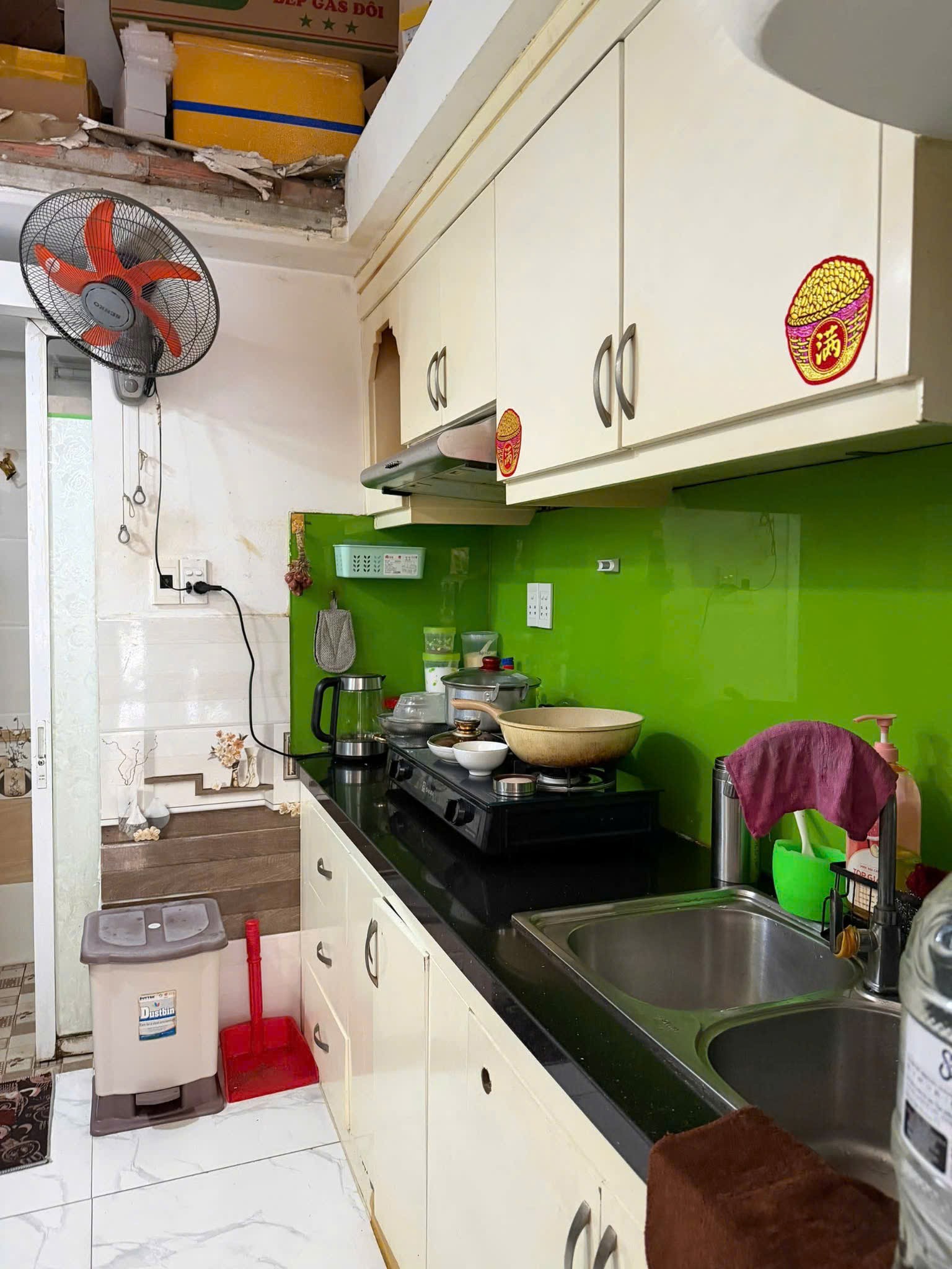 SÁT MẶT TIỀN HẬU GIANG Q6 24M2 3 TẦNG BTCT 3PN 3WC SHR NHỈNH 3 TỶ 2