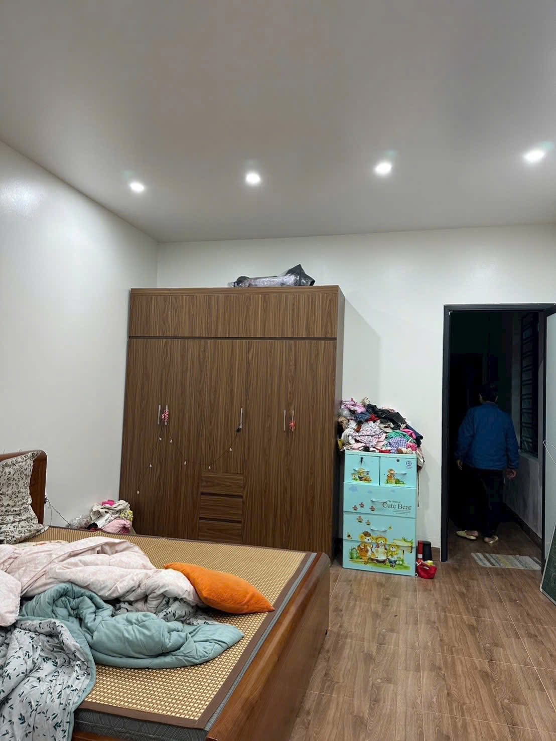 Bán căn nhà 3 tầng lô góc giáp KDC Ngọc Châu, Đông Triều, TP HD, 64.75m2, 3 ngủ, 3vs, 4.1x tỷ 6