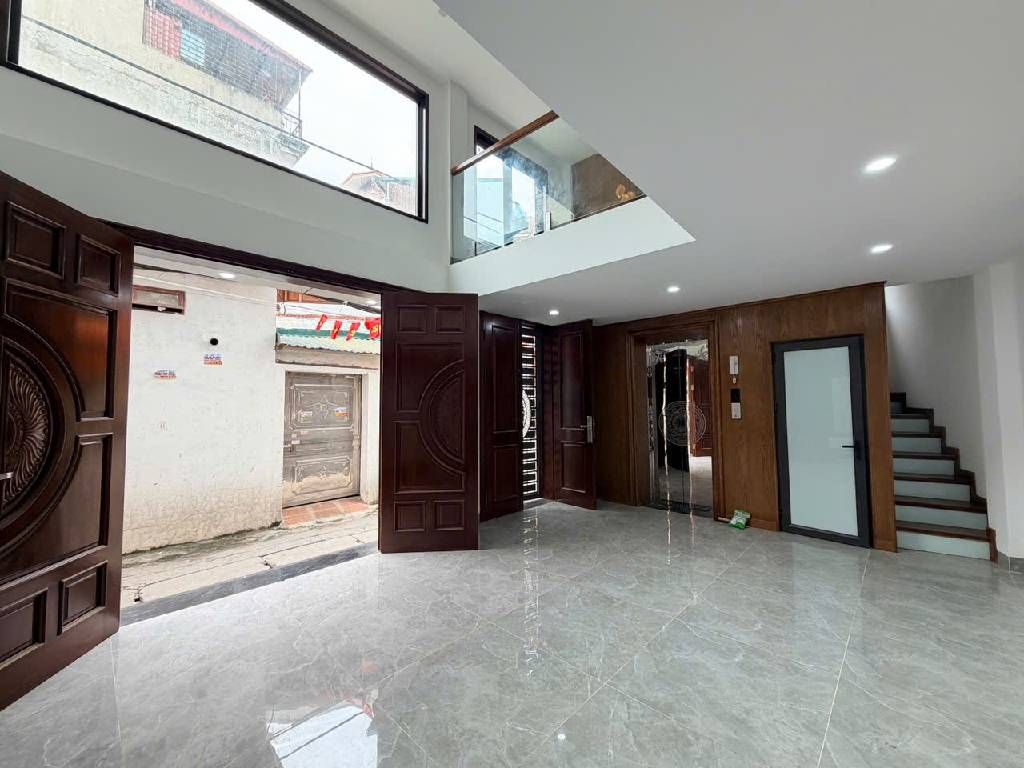 Cần bán Nhà mặt tiền đường Khuyến Lương, Phường Lĩnh Nam, Diện tích 42m², Giá 9.5 Tỷ 3