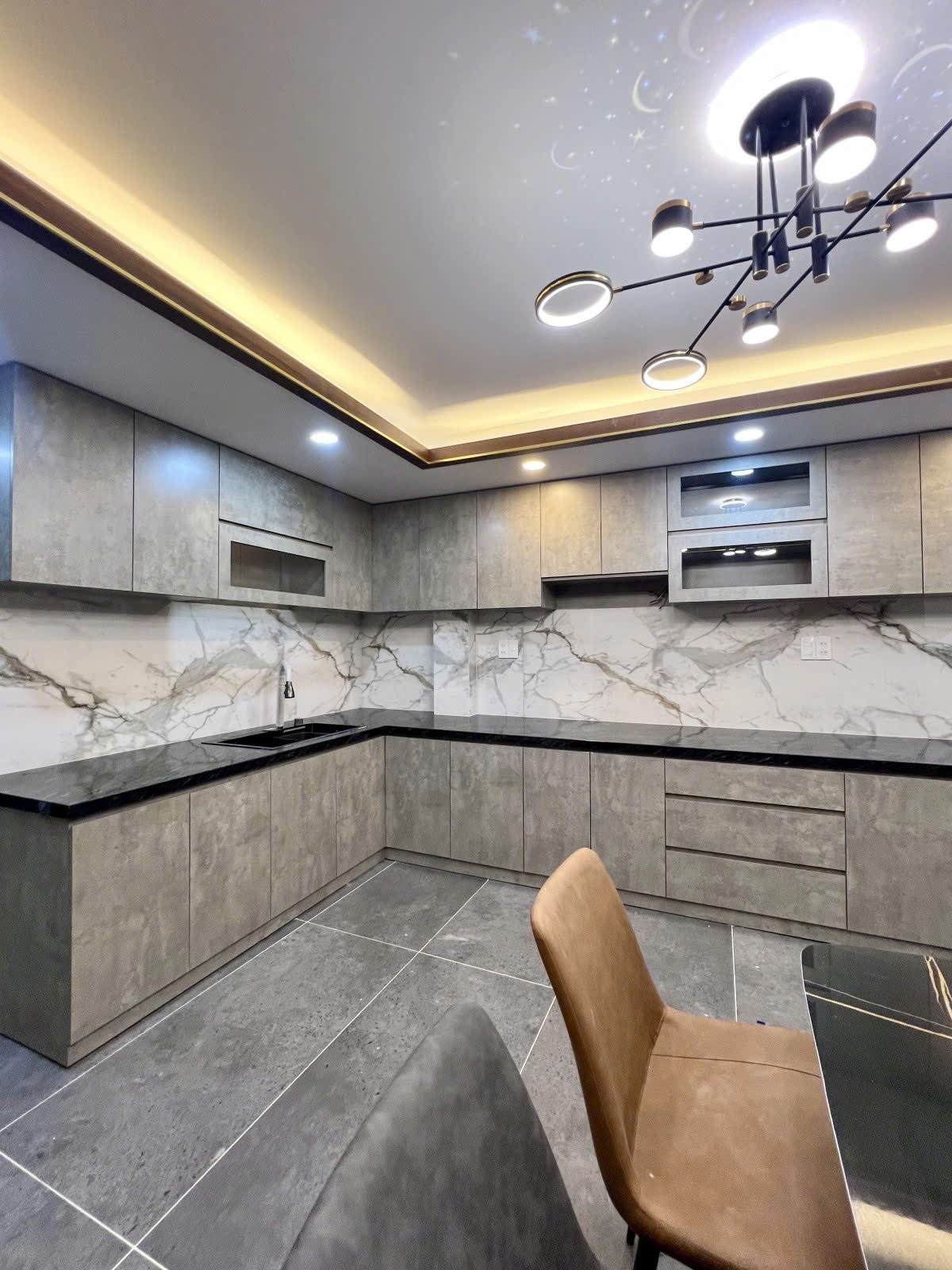 KHU VIP TÂN HƯƠNG TÂN PHÚ HẺM XE TẢI 64M2 MỚI 4 TẦNG SHR CHỈ 9.8 TỶ 5