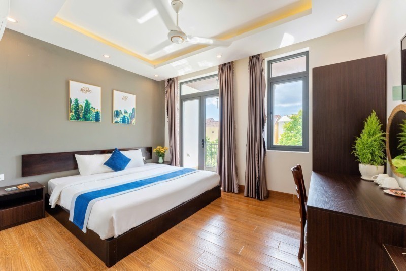 Villa 3 tầng Nguyễn Tuân, 271m2, giá 18,8 tỷ, 10 phòng ngủ, có hồ bơi 2