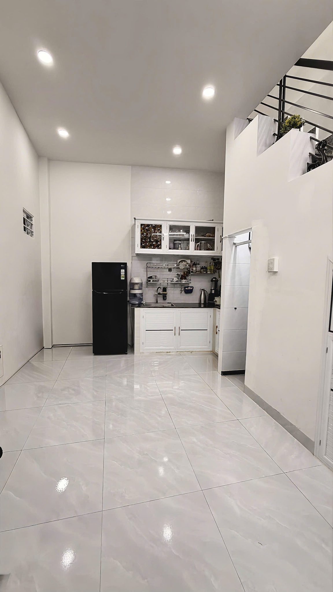 BÁN CĂN GÓC 2 TẦNG NHỎ XINH TTTP GẦN CHỢ VCN PHƯỚC HẢI - P.NHA TRANG 2