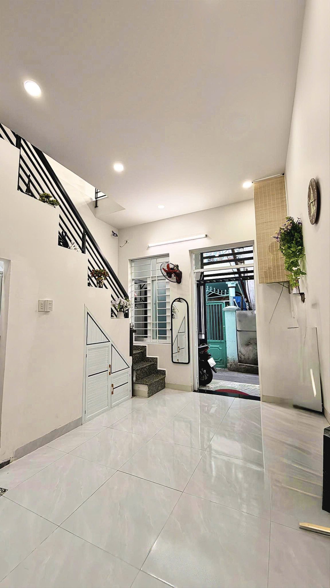 BÁN CĂN GÓC 2 TẦNG NHỎ XINH TTTP GẦN CHỢ VCN PHƯỚC HẢI - P.NHA TRANG 3