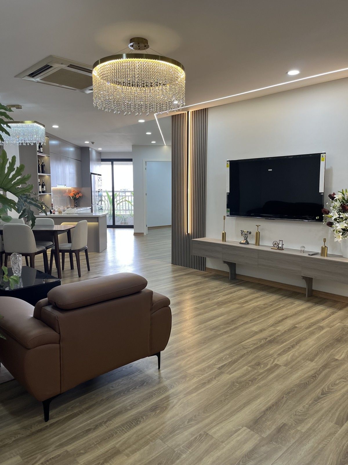 SIÊU PHẨM CĂN GÓC TRUNG HOÀ NHÂN CHÍNH – FULL NỘI THẤT XỊN – VIEW BIỆT THỰ TRIỆU ĐÔToà 17T4
