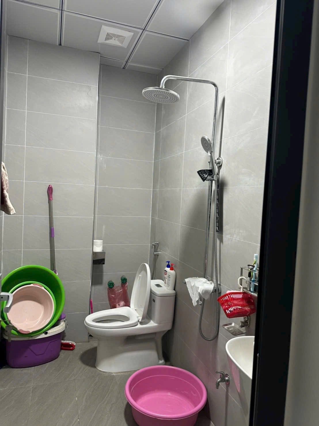 Bán căn nhà 3 tầng lô góc giáp KDC Ngọc Châu, Đông Triều, TP HD, 64.75m2, 3 ngủ, 3vs, 4.1x tỷ 8