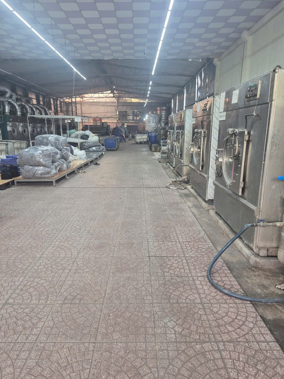 BÁN GẤP NHÀ XƯỞNG BÌNH MỸ – 1.008M² – DÒNG TIỀN 50TR/THÁNG – CHỈ 20 TỶ 5