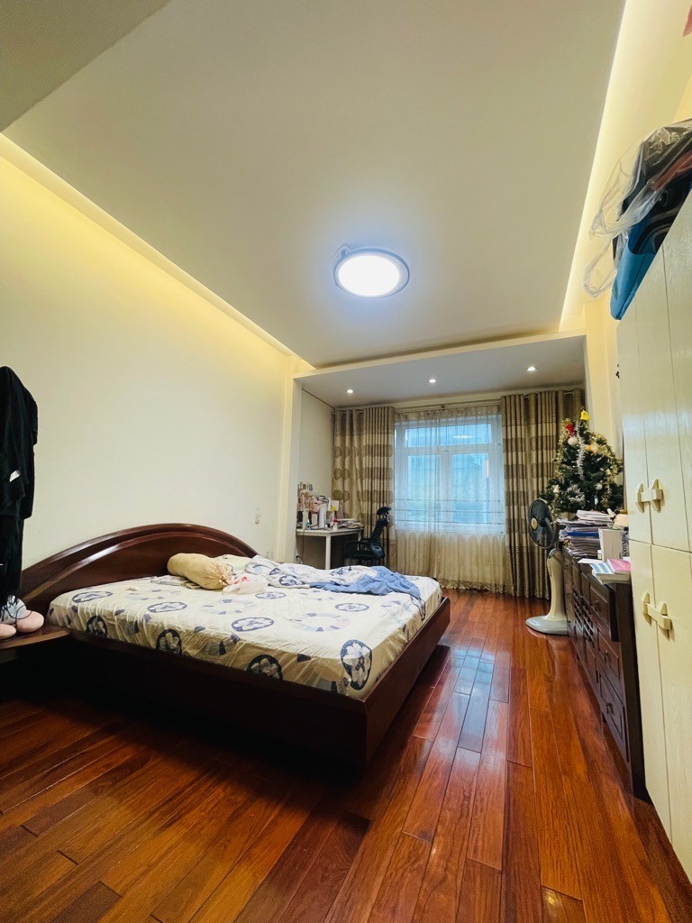 Bán nhà đẹp Lâm Hạ- Oto tránh- Vỉa Hè- Kinh Doanh-Viiew Cầu Trần Hưng Đạo-90m 5 tầng- 30 tỷ(TL) 5