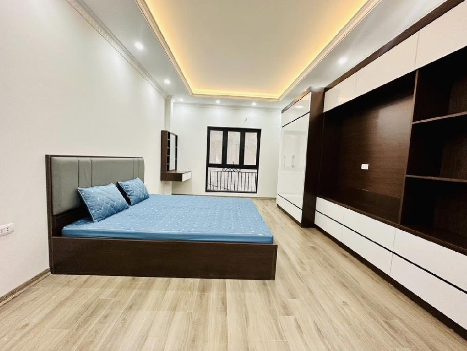 BÁN NHÀ SÀI ĐỒNG Ô TÔ ĐỖ CỔNG - Ô TÔ TRÁNH 15M - ĐI HỌC CỰC THUẬN TIỆN 7 TỶ. 4