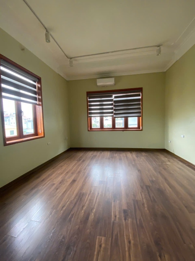 TƯ ĐÌNH – LONG BIÊN  56m² – 4 TẦNG – Ô TÔ VÀO NHÀ – Ô CHỜ THANG MÁY 3