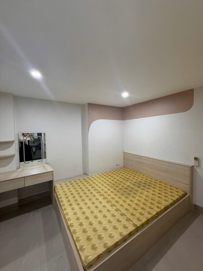 Cần Bán Tòa Nhà 8 Tầng Thang Máy Phố Trung Liệt Đống Đa 45m2  8 Tầng MT 5m Giá Hạ Chào 367 triệu m2 3
