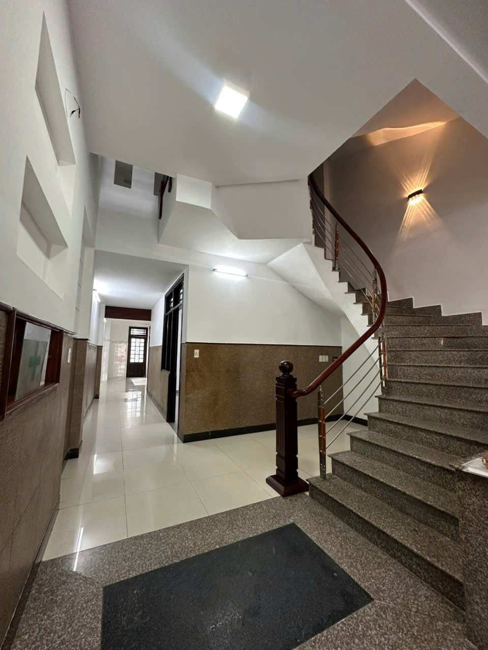 Cần bán Nhà ở, nhà cấp 4, nhà hẻm đường Lê Văn Hiến, Phường Hòa Hải, Diện tích 126m², Giá 13.5 Tỷ