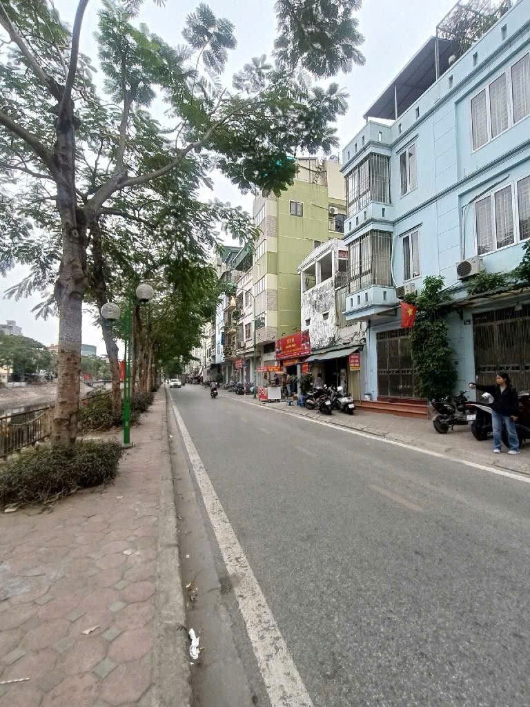 Cần bán Đất đường Kim Đồng, Phường Giáp Bát, Diện tích 104m², Giá 21.5 Tỷ