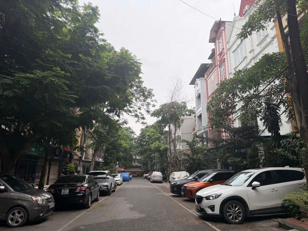 Cần bán Nhà mặt tiền đường Trương Định, Phường Trương Định, Diện tích 62m², Giá 22.5 Tỷ