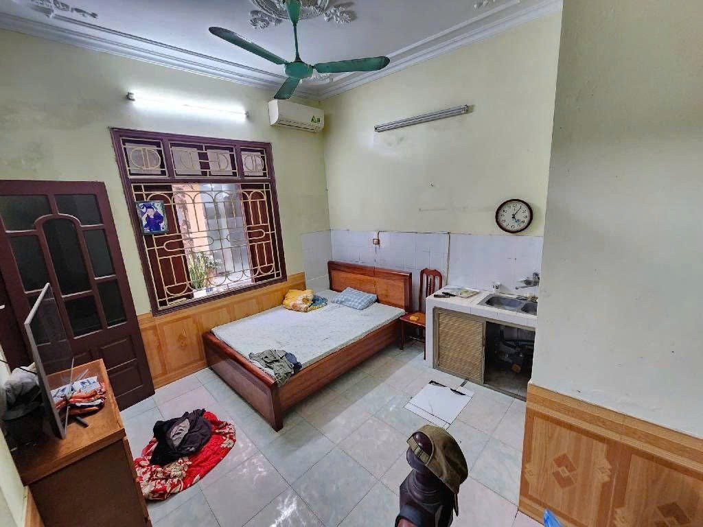Cần bán Nhà mặt tiền đường Thịnh Liệt, Phường Thịnh Liệt, Diện tích 56m², Giá 10.2 Tỷ 2