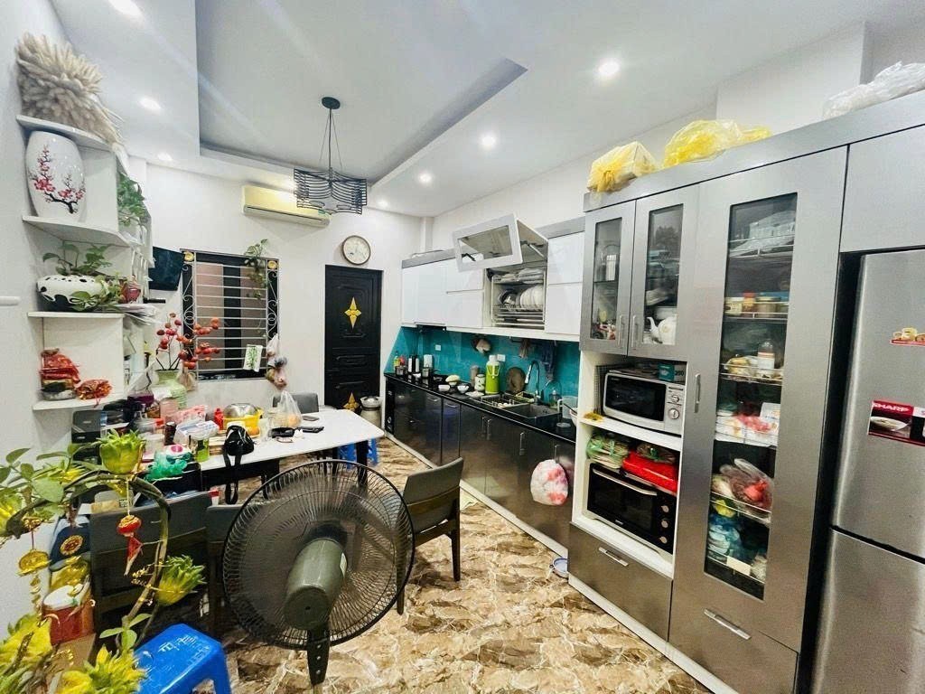 Cần bán Nhà mặt tiền đường Minh Khai, Phường Quỳnh Lôi, Diện tích 48m², Giá 13.5 Tỷ 2