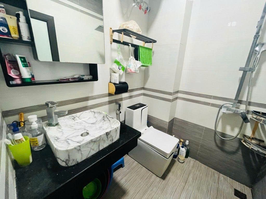 Cần bán Nhà mặt tiền đường Minh Khai, Phường Quỳnh Lôi, Diện tích 48m², Giá 13.5 Tỷ 3