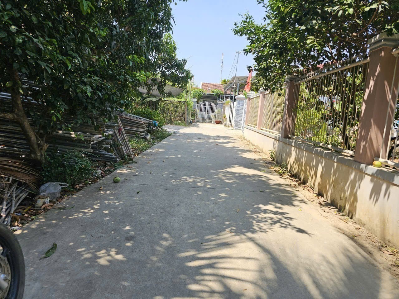 Bán đất Diên Lạc full thổ cư rộng rãi xây nhà vườn - vị trí đối diện ủy ban xã đi vào 8