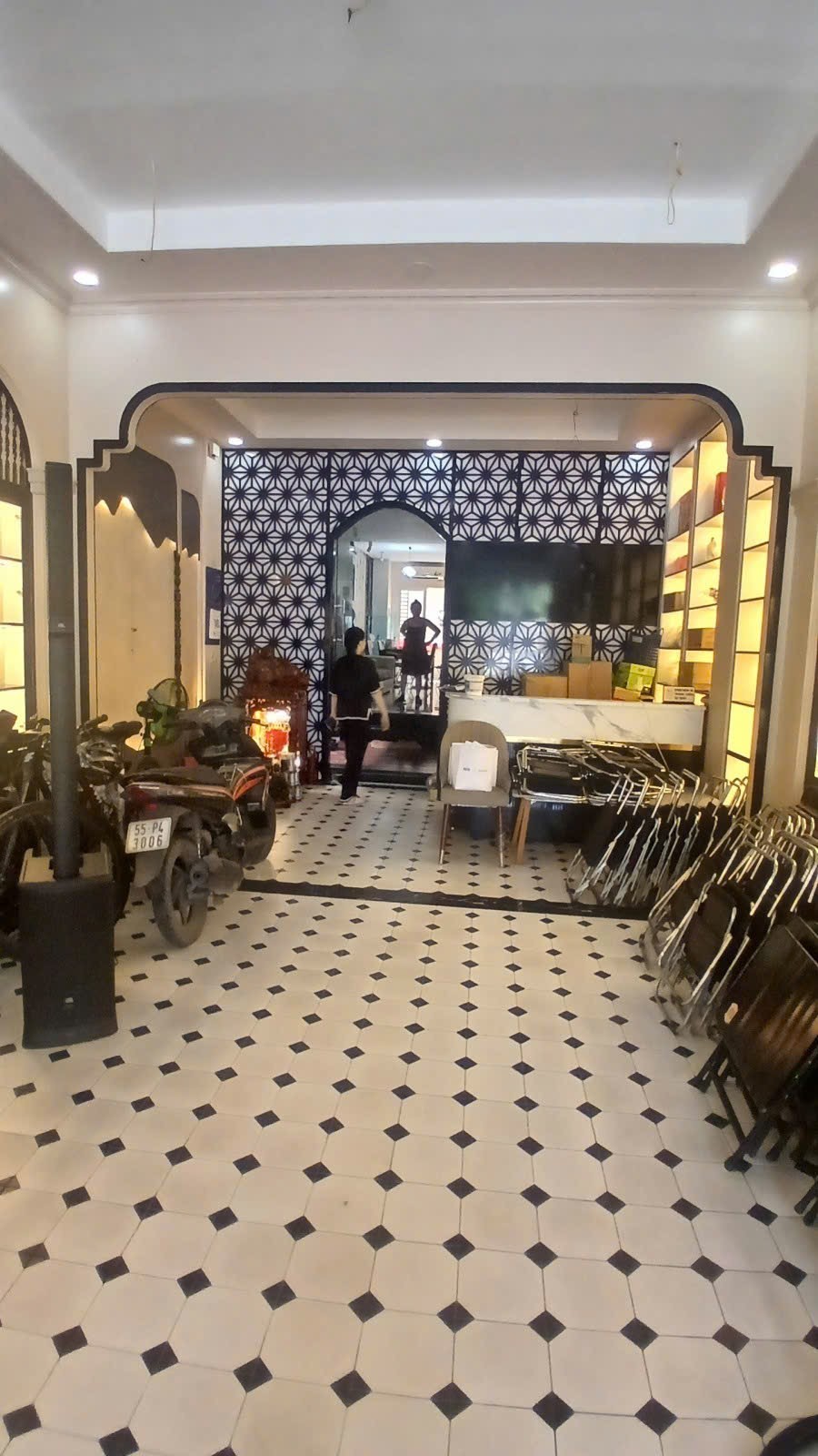 MẶT TIỀN ĐƯỜNG 30m ĐẶNG THUỲ TRÂM - 5 TẦNG 112m2 (5 x 23.5) - KINH DOANH ĐỈNH 12