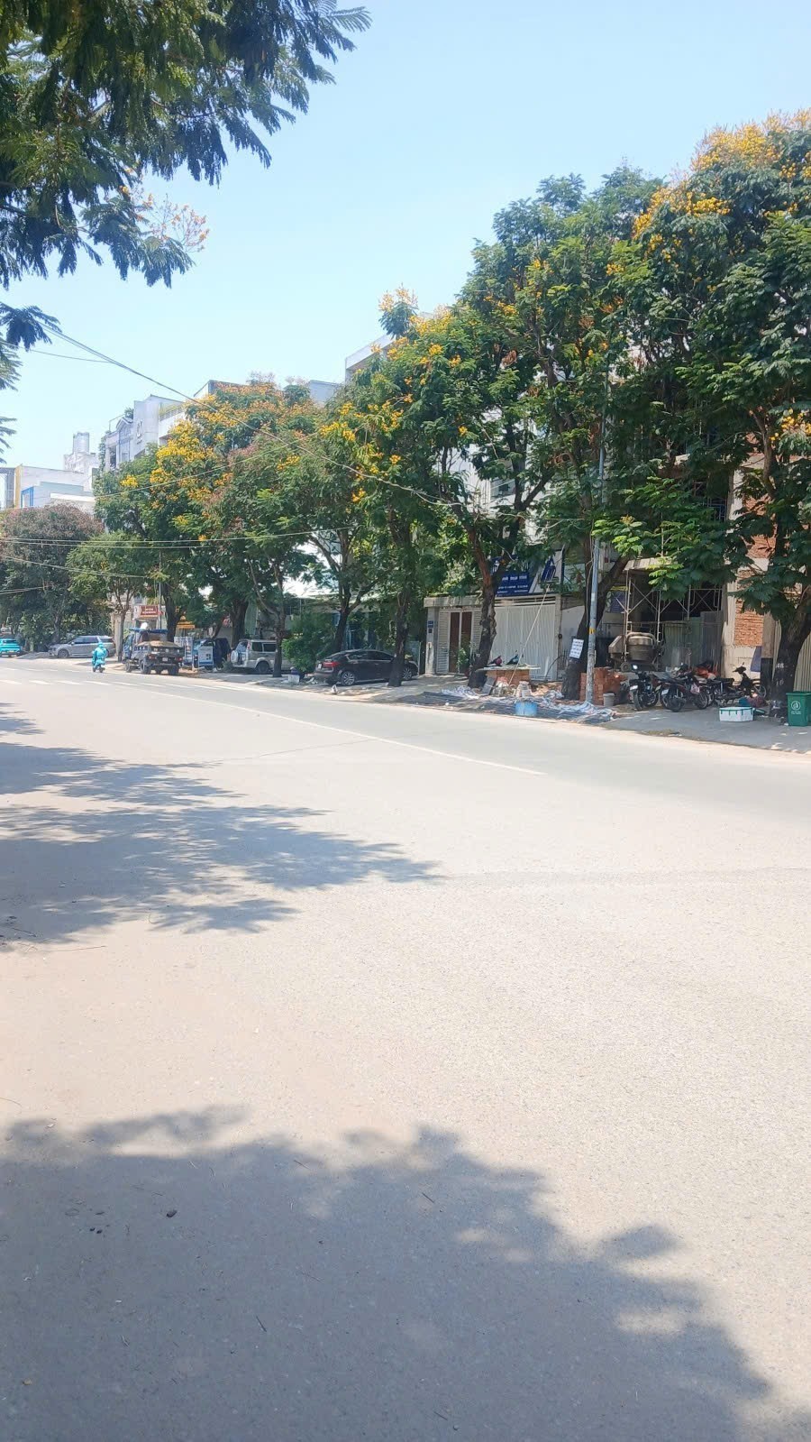 MẶT TIỀN ĐƯỜNG 30m ĐẶNG THUỲ TRÂM - 5 TẦNG 112m2 (5 x 23.5) - KINH DOANH ĐỈNH 9