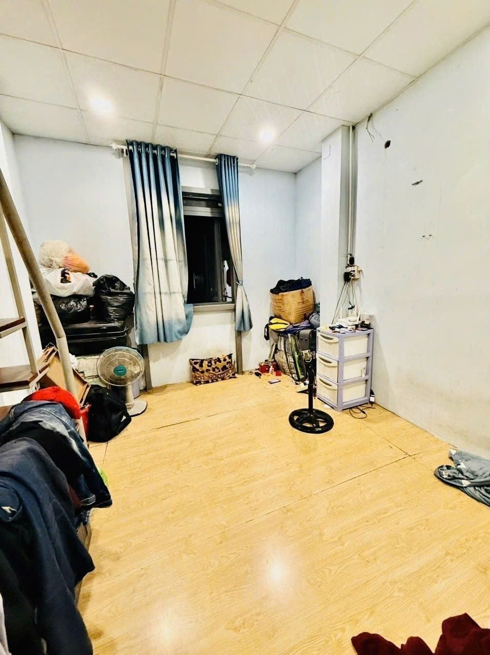 ĐỘC LẠ NHÀ 10M2 4 TẦNG  GIÁ CHỈ 1 TỶ - CẦU ÔNG DẦU HIỆP BÌNH PHƯỚC - ĐỐI DIỆN VẠN PHÚC CITY 2