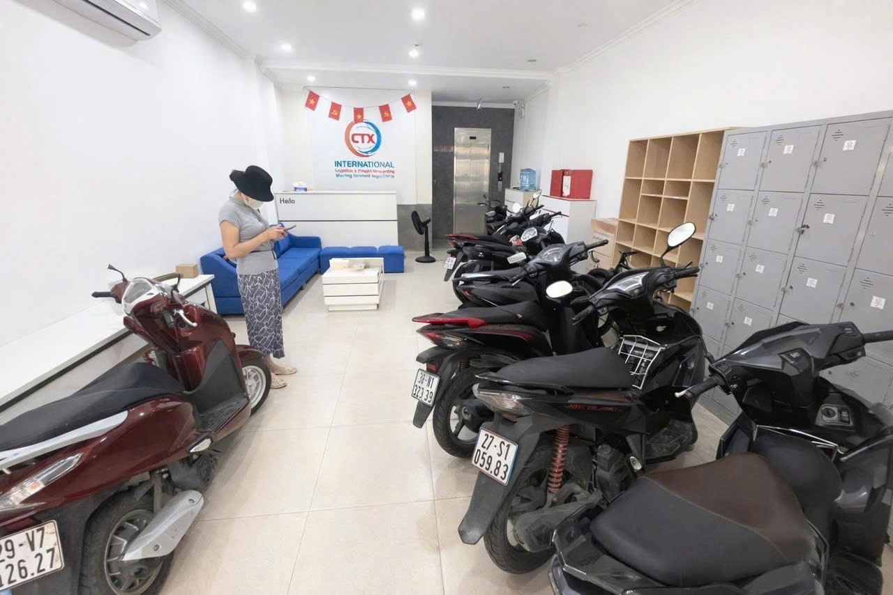 Cho thuê nhà OTO & THANG MÁY - KD VP Phạm Tuấn Tài, Cầu Giấy 60M x 7T giá 50 triệu 5