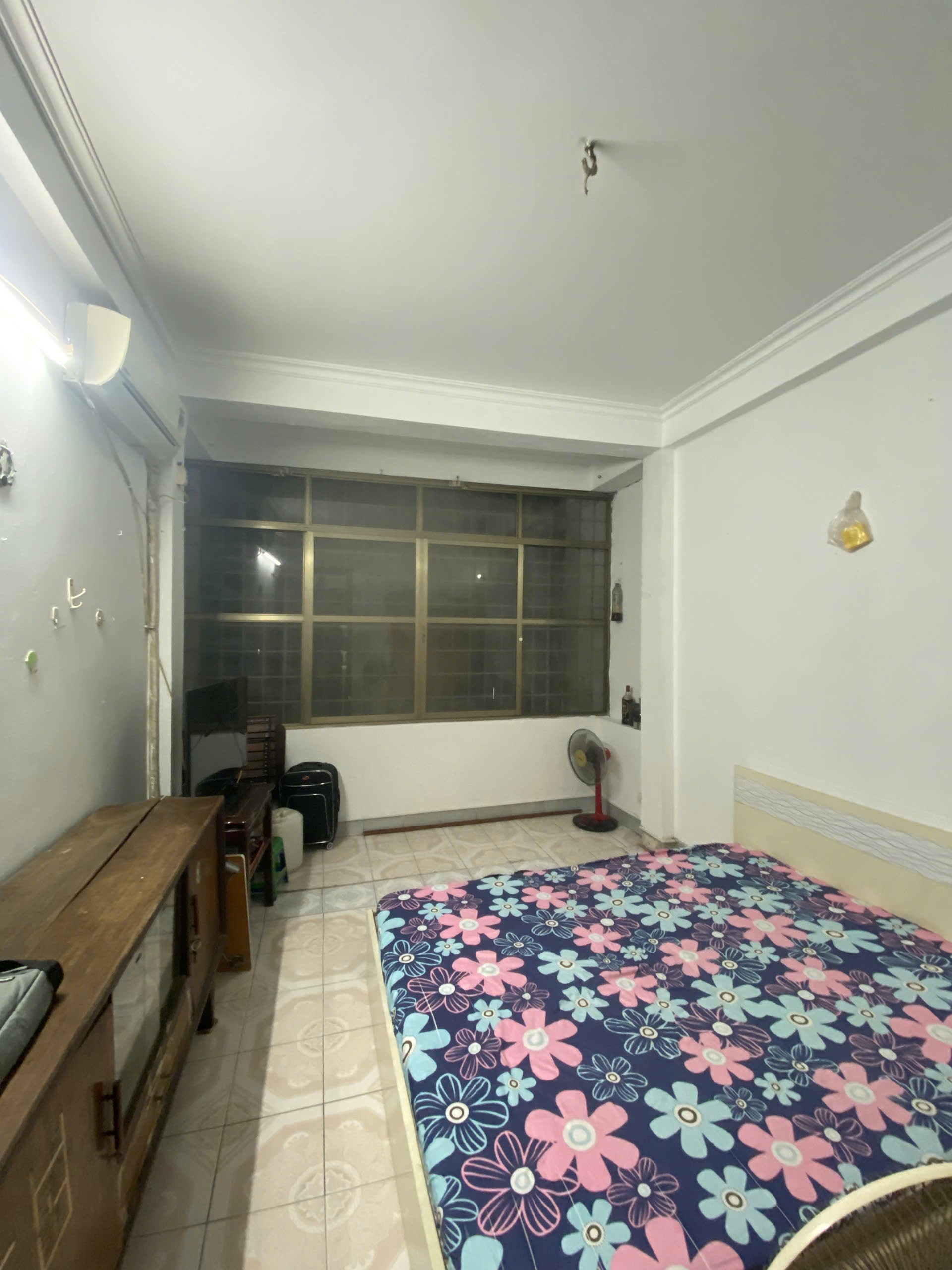 Cho thuê nhà riêng ngõ 82 Nghĩa Tân Cầu Giấy DTSD 30/38M x 6T giá 18tr Ô TÔ ĐỖ CỬA 2