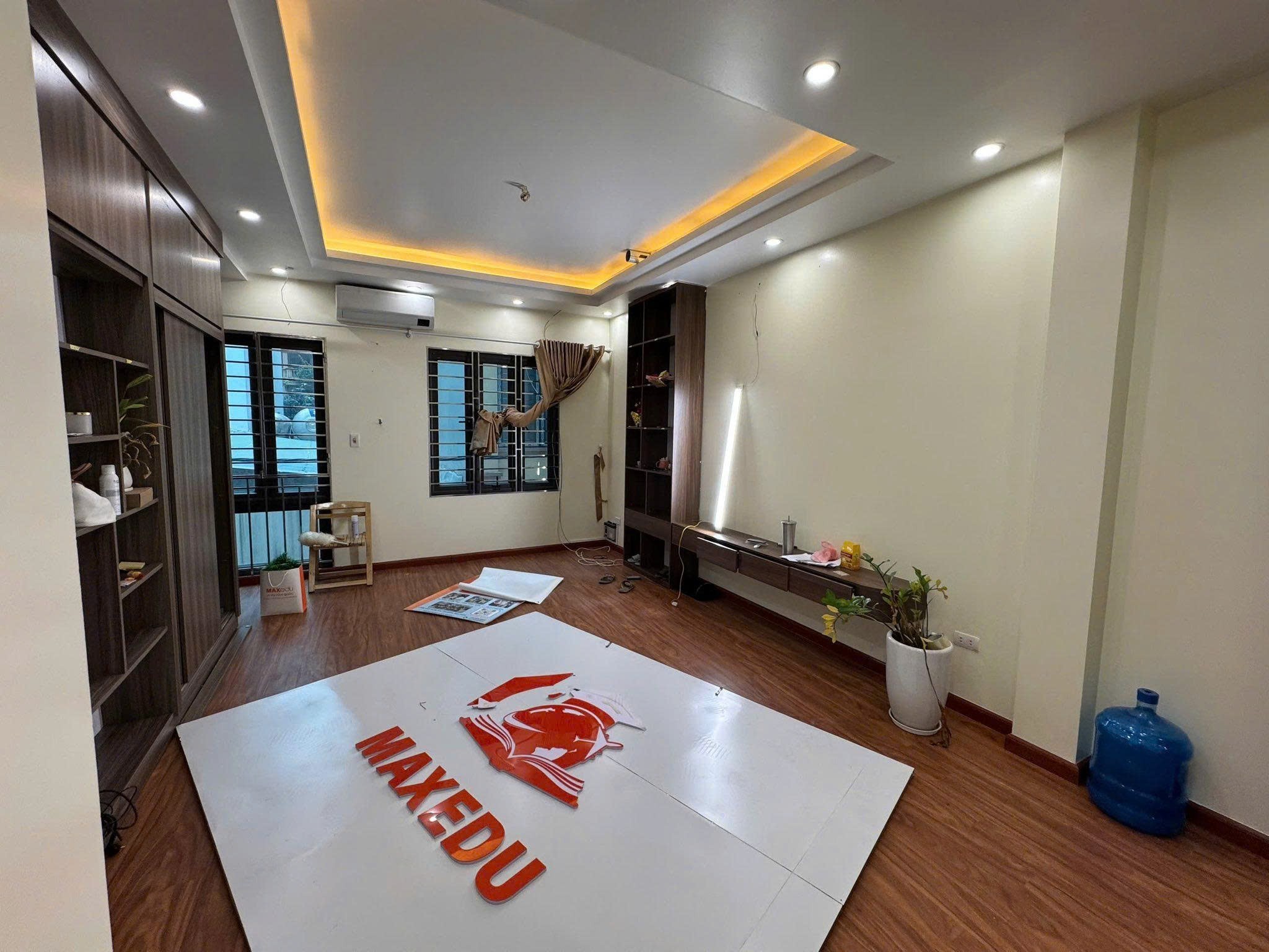 Cho thuê nhà riêng Mỹ Đình quận Nam Từ Liêm 40M X 5T (3 ngủ) ĐẸP giá 16 triệu 3