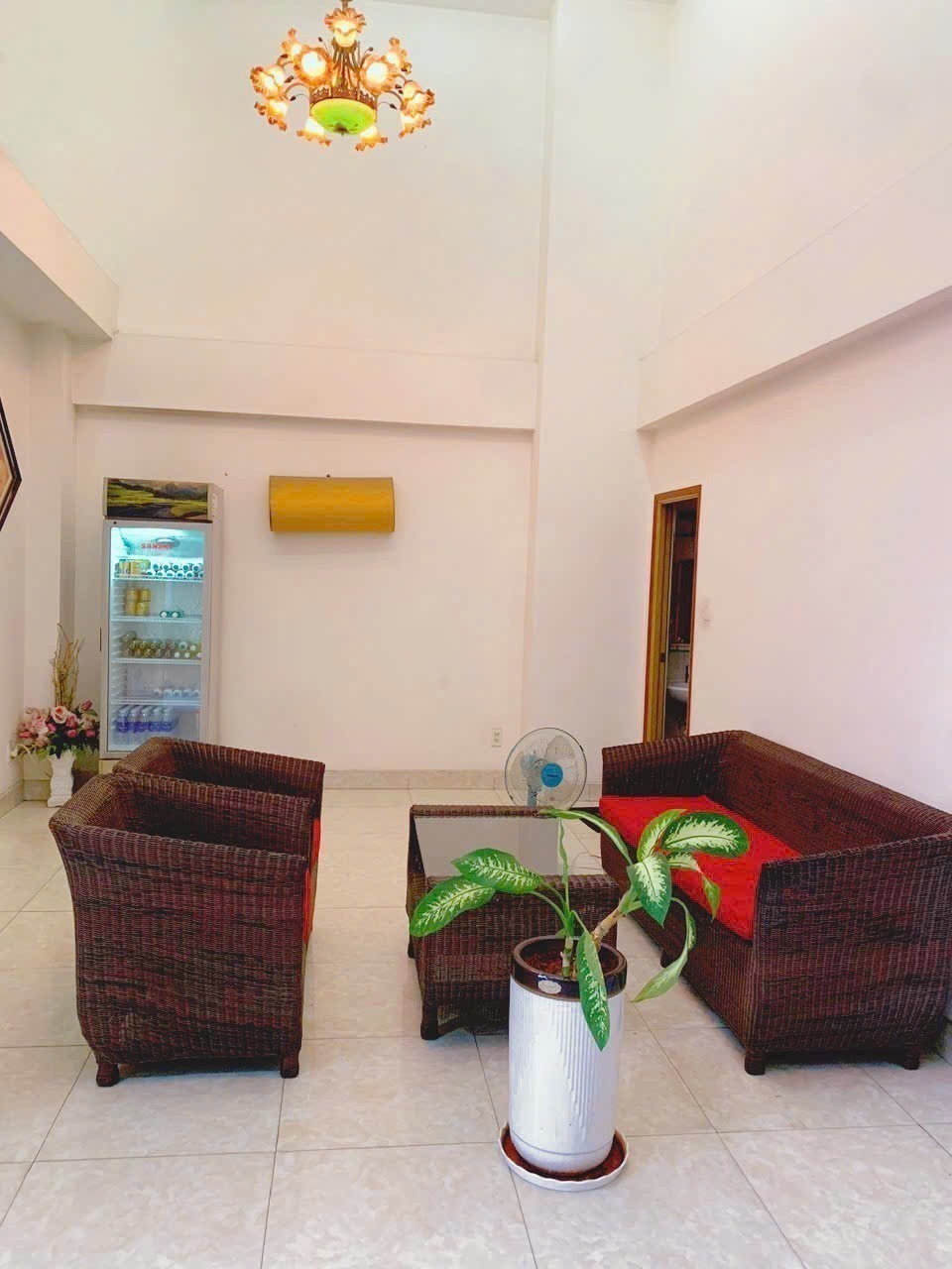 Cho thuê khách sạn 26 Phòng/Có Thang máy, mặt tiền Quận 12. 3