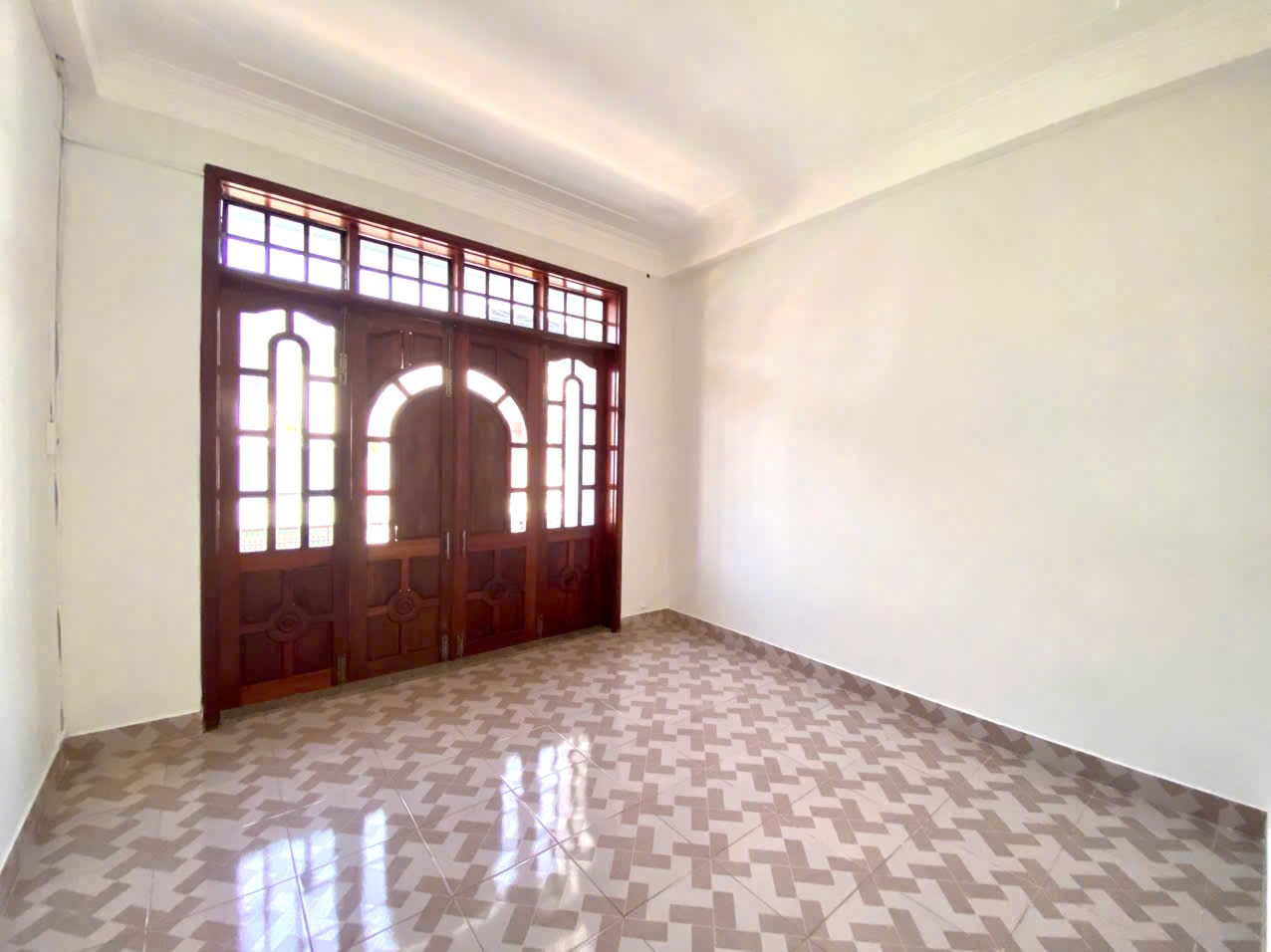 Nhà 3 Tầng  Biển Nha Trang Đi Bộ Ra Biển Chỉ 600M Giá Rẻ 4