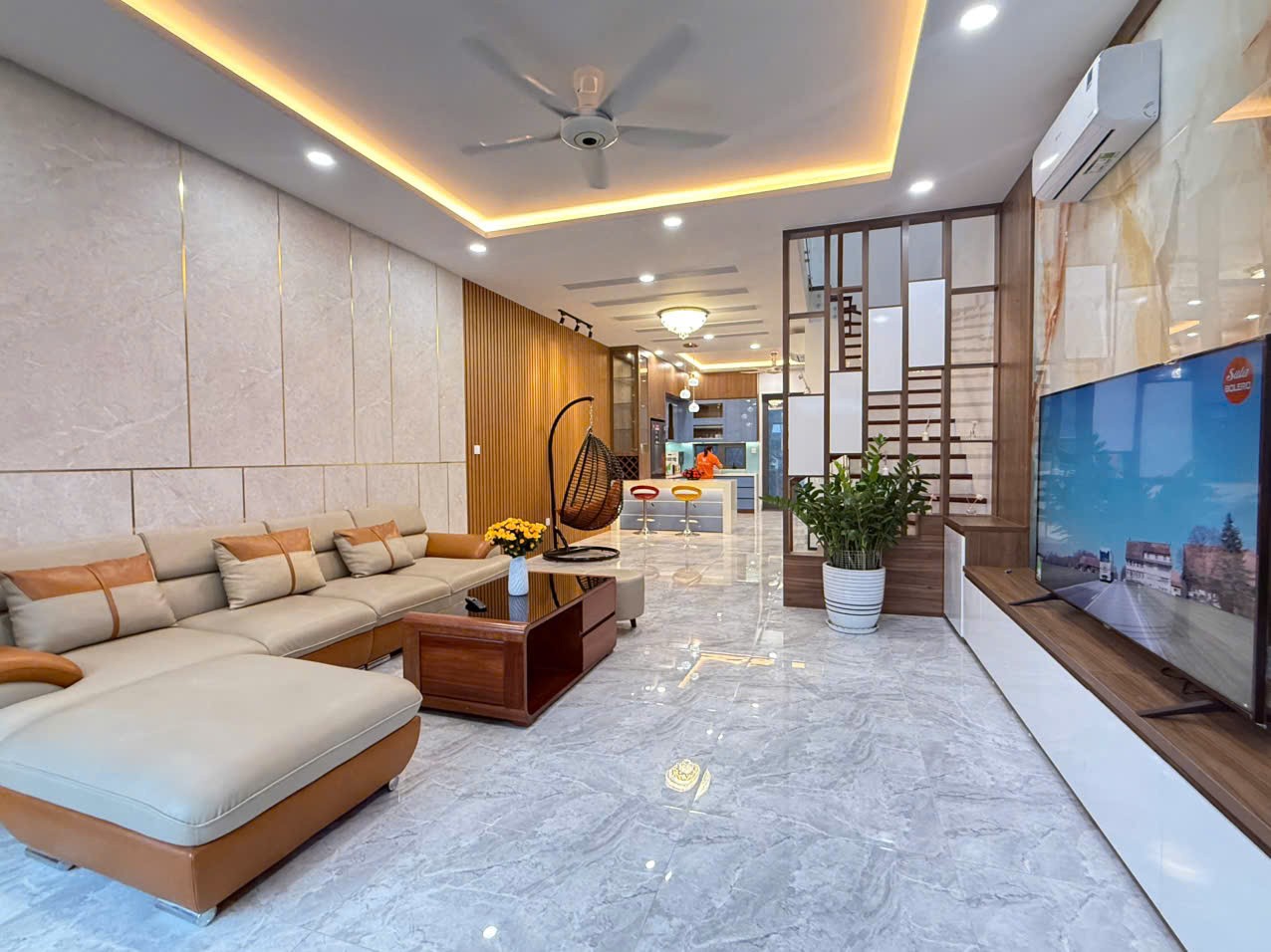 Nhà Đẹp Hiện Đại Trong Khu Đô Thị An Ninh Nhất Tại Nha Trang Sẵn Hợp Đồng Thue 32tr/tháng 3