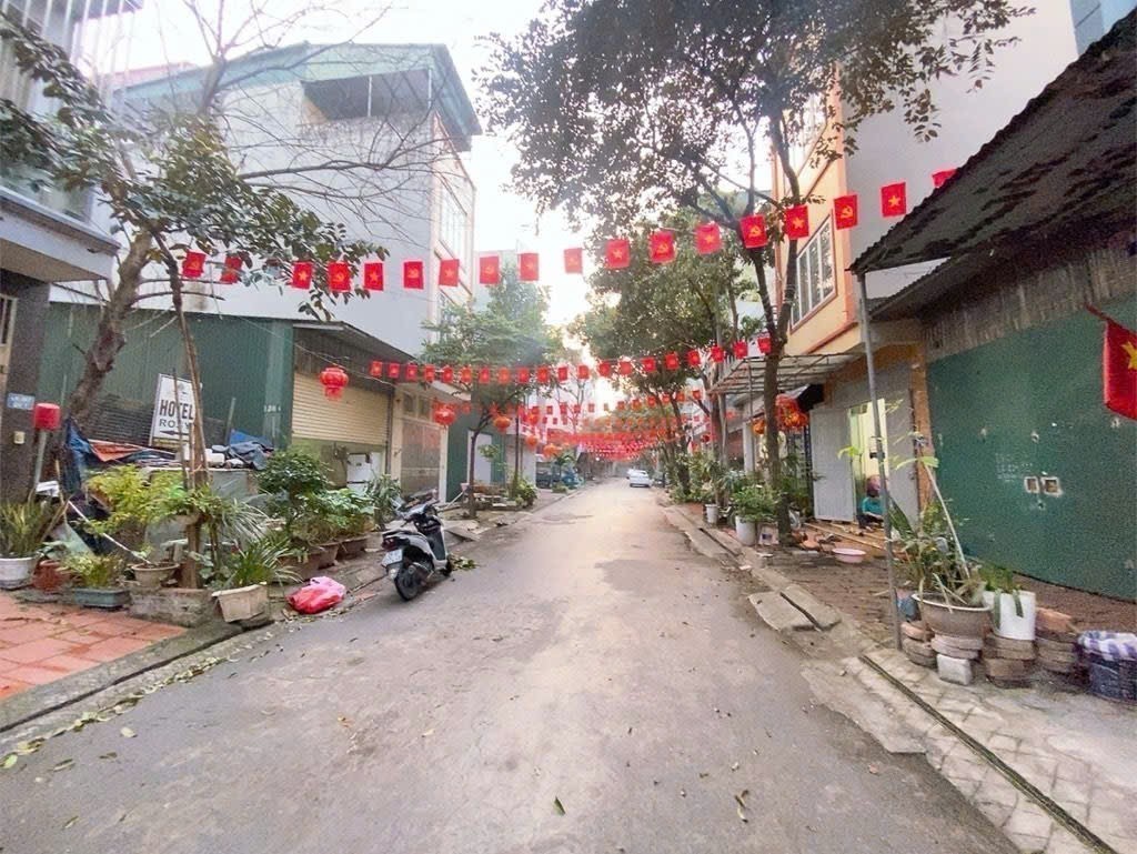 Anh Hải bán gấp đất DV Văn Phú gần KĐT Văn Phú, La Casta 50m2 chỉ 13.x tỷ. LH 0989626116 3