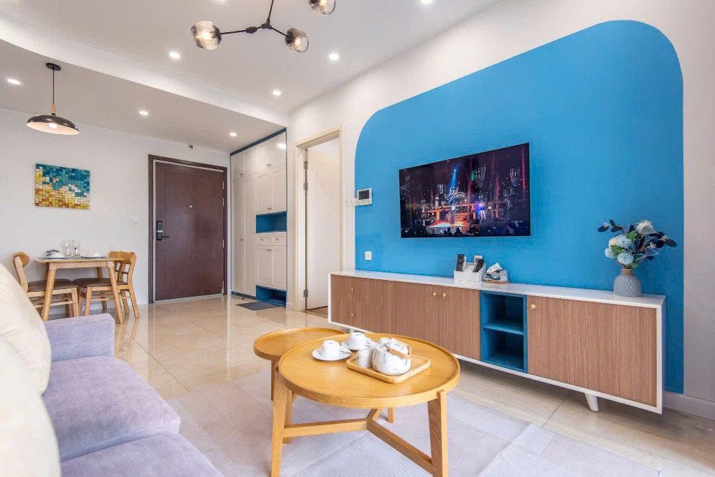 Bán gấp căn hộ 2PN VIEW PHỐ Vinhomes D'Capitale, giá 9.2 tỷ