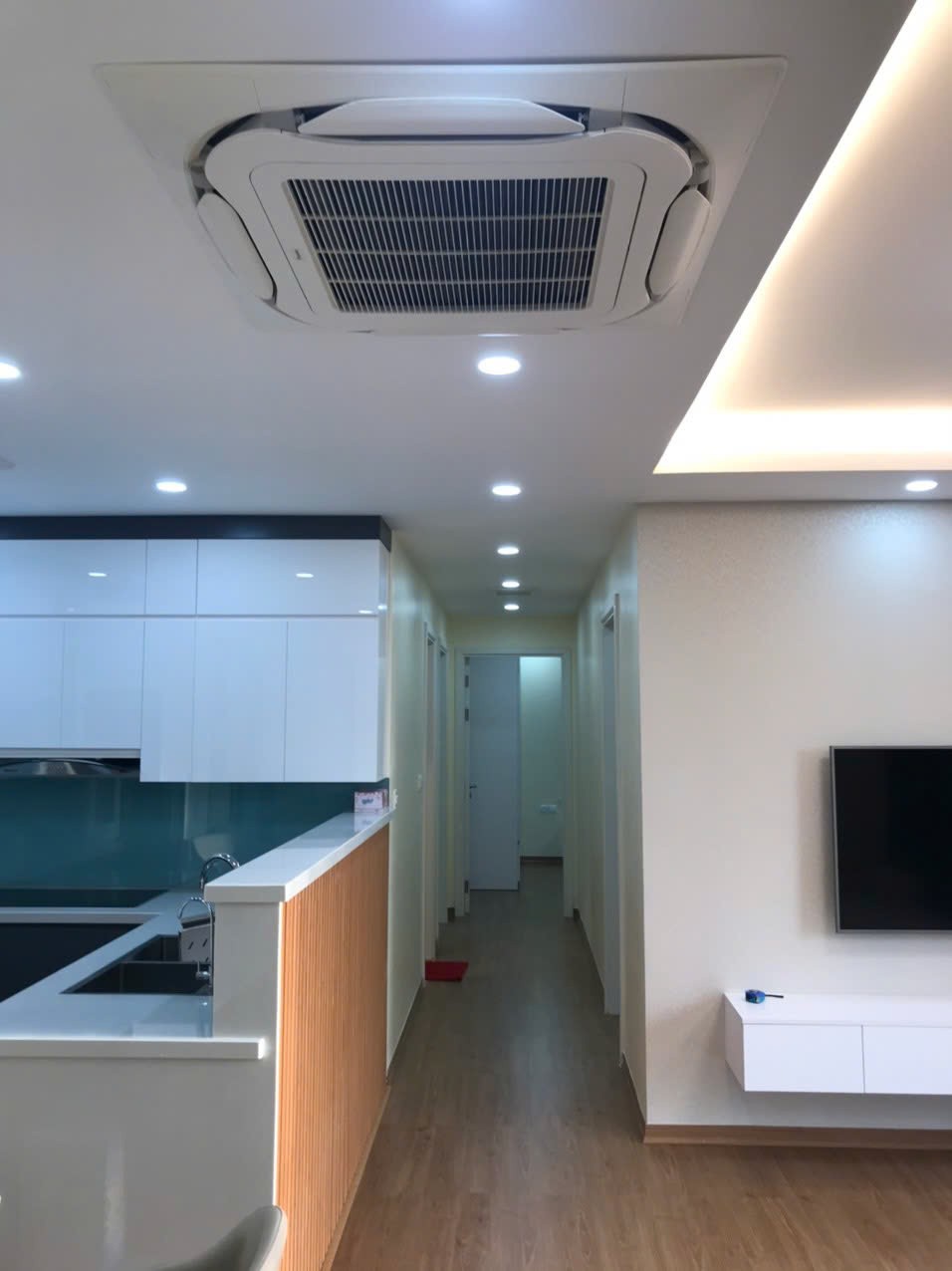 BÁN CĂN 3 ngủ Vinhomes D'Capitale VIEW HỒ giá 12.2 tỷ 4