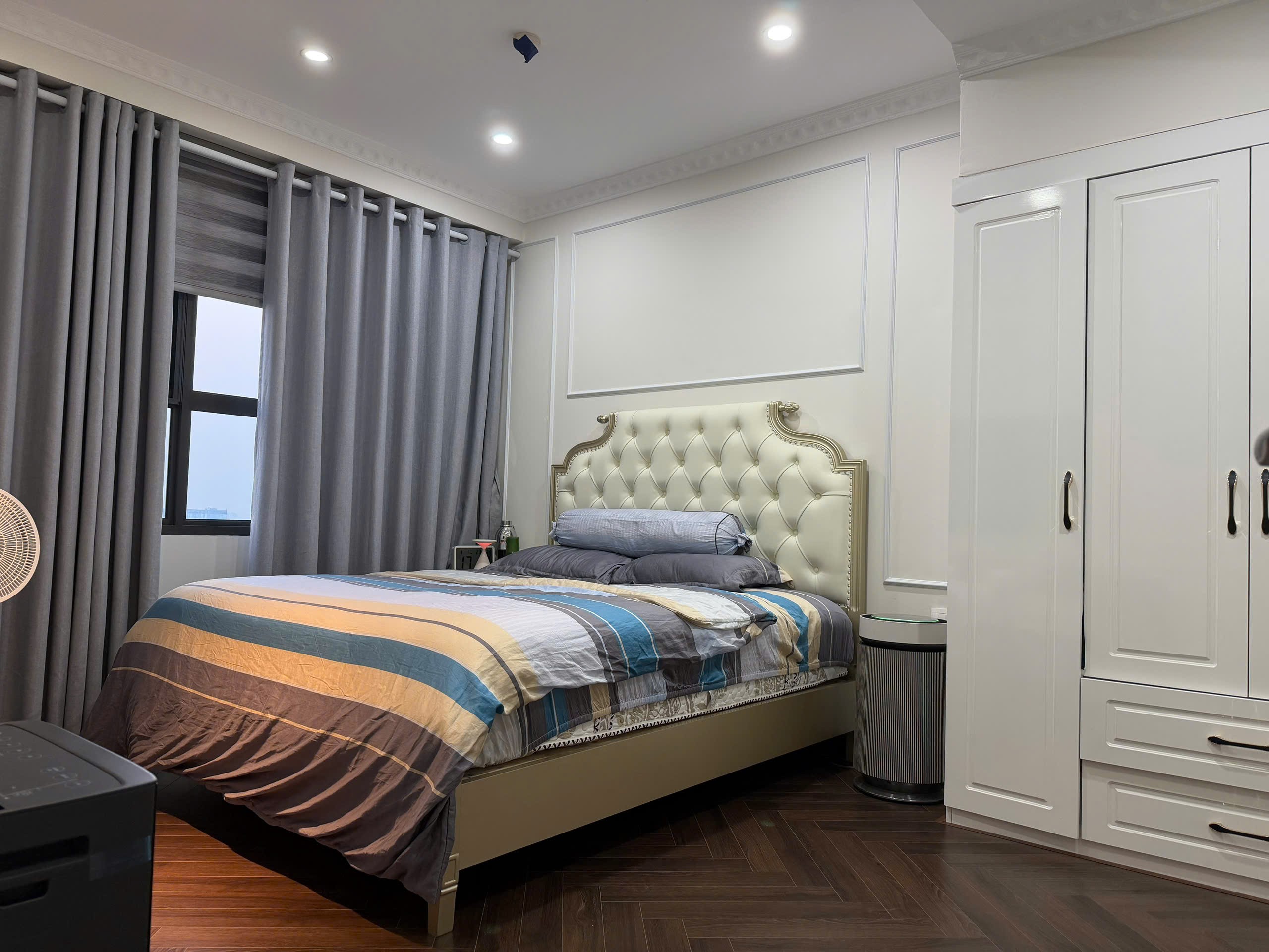 CẦN BÁN căn hộ 3PN Vinhomes D’Capitale view hồ chỉ 12.x tỷ 5