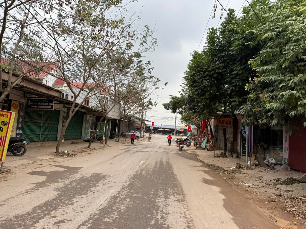 GIÁ CHỈ CÓ 7,2 TR CHO MỘT MẾT VUÔNG -- DT 105 M FUN THỔ CƯ TÍNH RA  CHỈ CÓ HƠN 700 TR ĐÒNG ,QUÝ 4