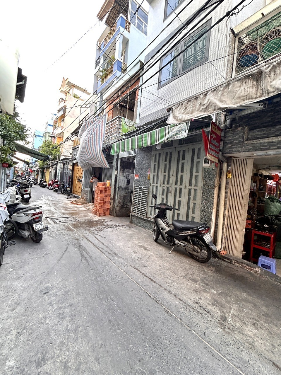 CHỈ 2.4T - CHỦ THIỆN CHÍ BÁN NHÀ CÁCH 100M RA MẶT TIỀN XE HƠI Đ. ĐOÀN VĂN BƠ- GĂN CHỢ 200 Đ. XÓM 3