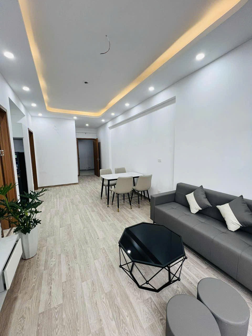 Chính chủ gửi bán căn hộ 2Pn tầng trung tại KĐT Thanh Hà-Hà Đông 2