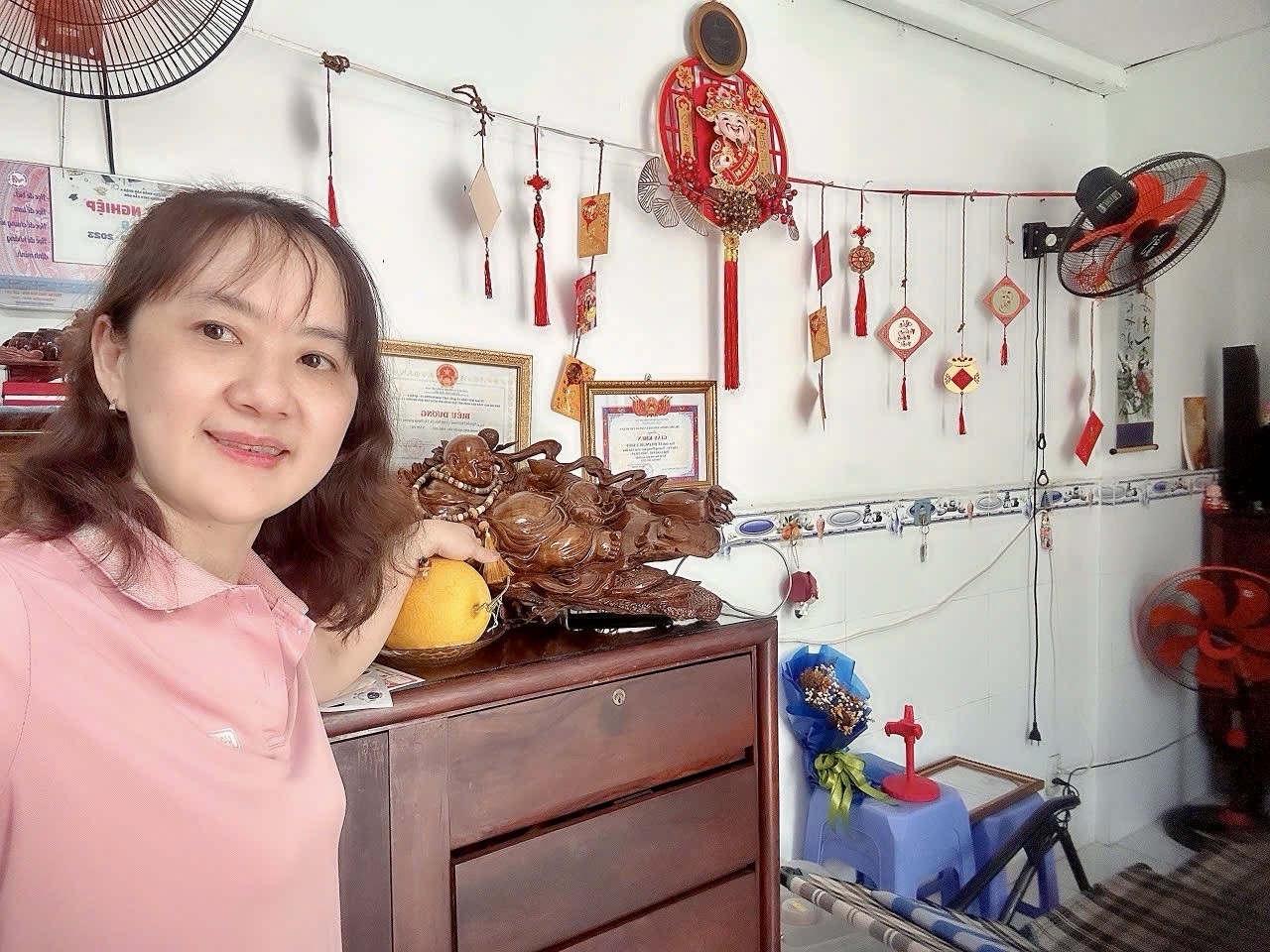 SIÊU PHẨM Q4- NGANG LỚN 12.3M2-  CHỈ 10M RA MẶT TIỀN XE HƠI Đ. XÓM CHIẾU- MUA 1 ĐƯỢC 2- GẦN TRƯỜNG