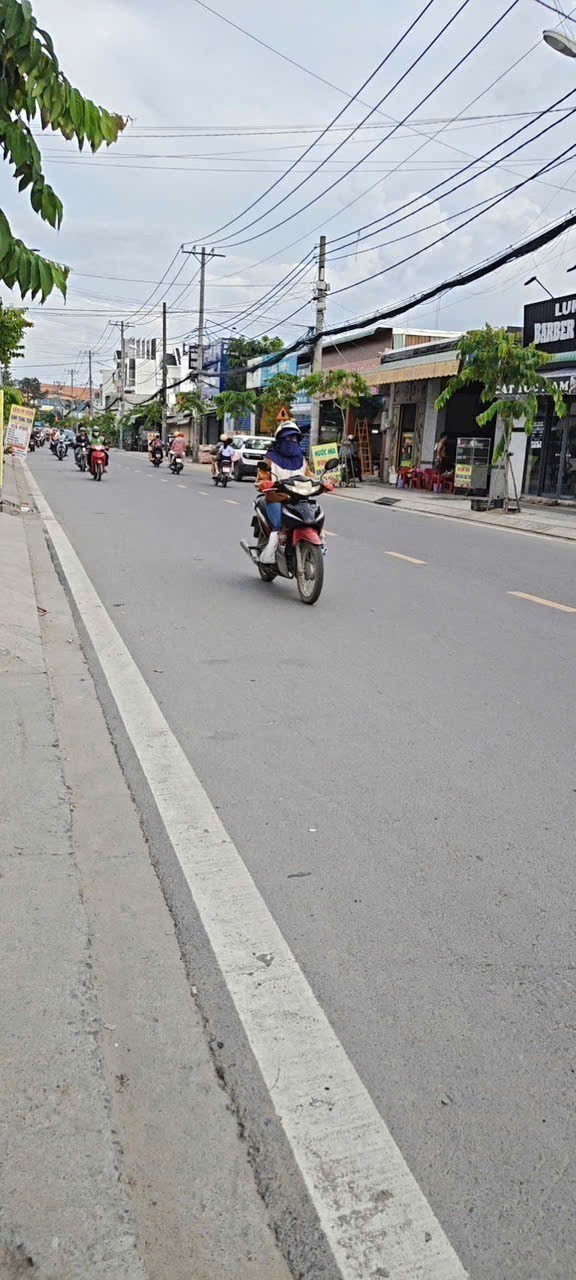 XƯỞNG MẶT TIỀN PHẠM THỊ GIÂY – 8x36 – TRỆT LẦU – DÒNG TIỀN SẴN – CHỈ 20 TỶ 2