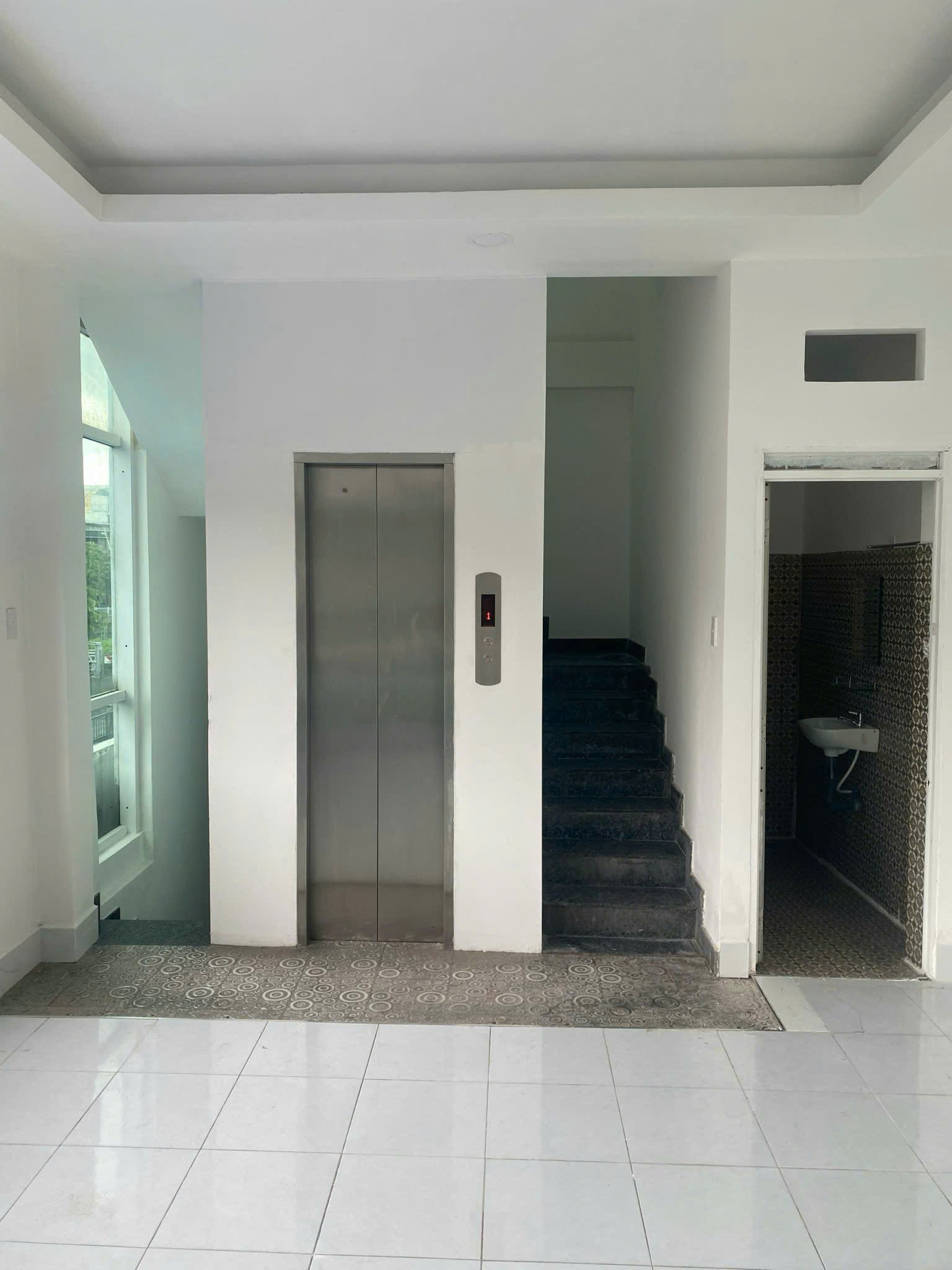 Cho thuê Cửa hàng - Kiot - Mặt bằng Quận 1, Hồ Chí Minh, Diện tích 121m², Giá 50 Triệu/tháng 5