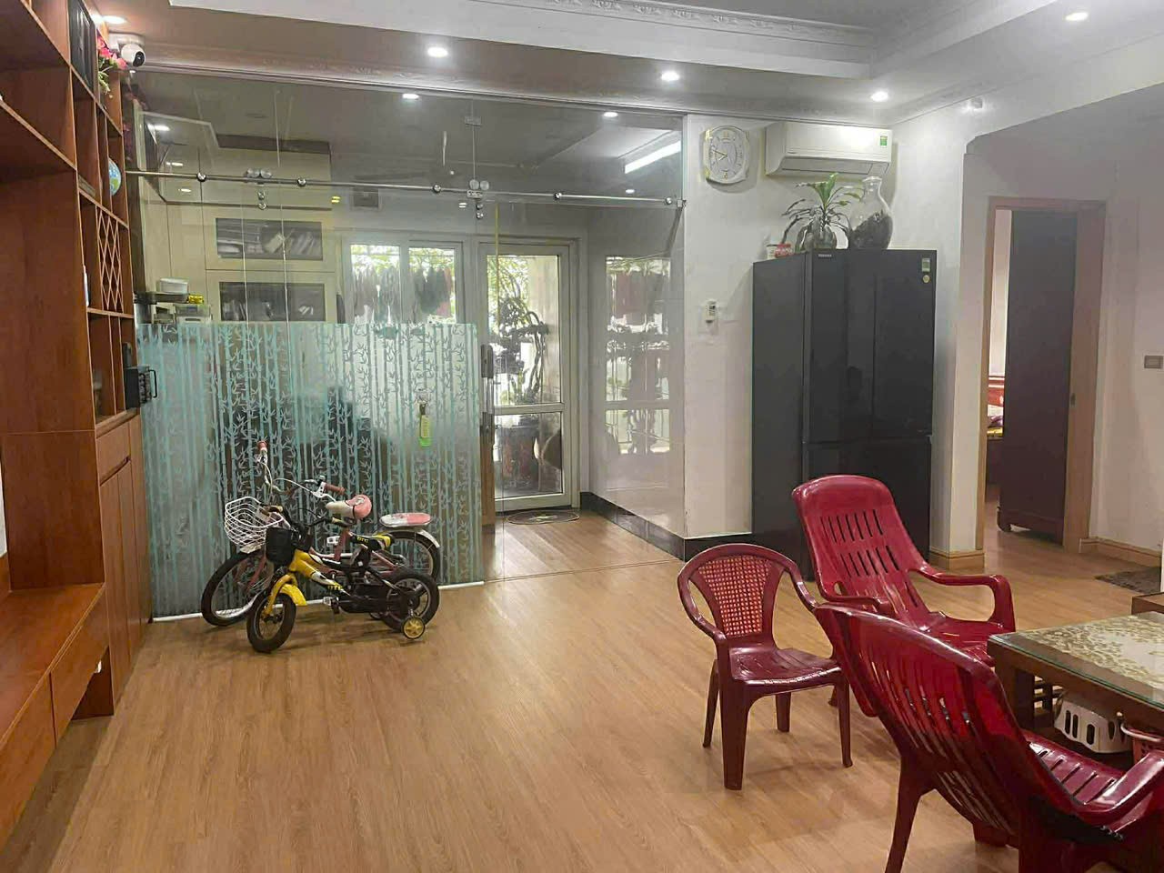 Chính chủ gửi bán căn góc 76m2 view hồ tòa HH02-2A chung cư Thanh Hà 2