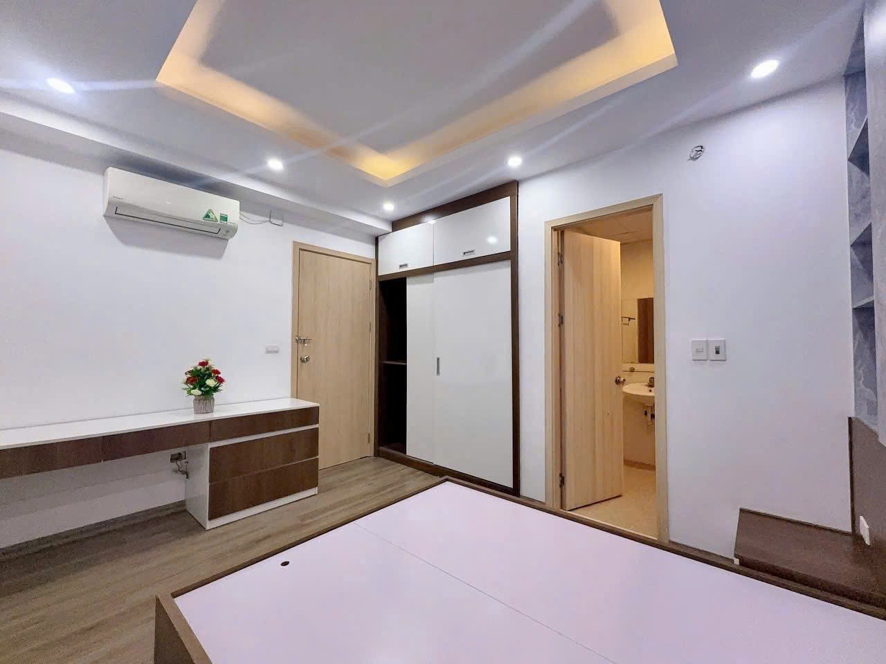 Cần bán gấp căn góc 80m2 giá 4 tỷ tại Thanh Hà-Hà Đông 4