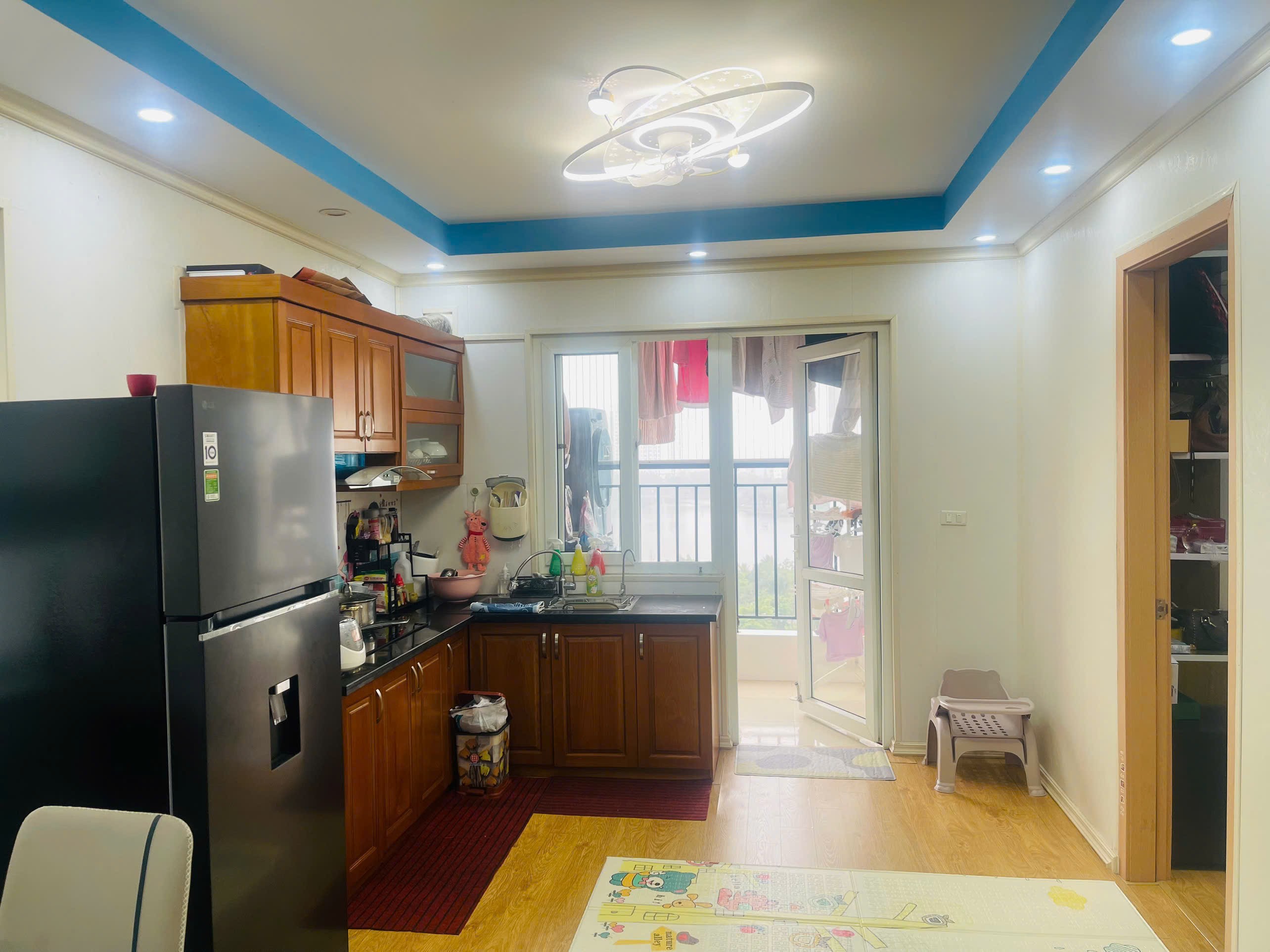 Chính chủ gửi bán Căn góc phụ full đồ view hồ chung cư Thanh Hà 3