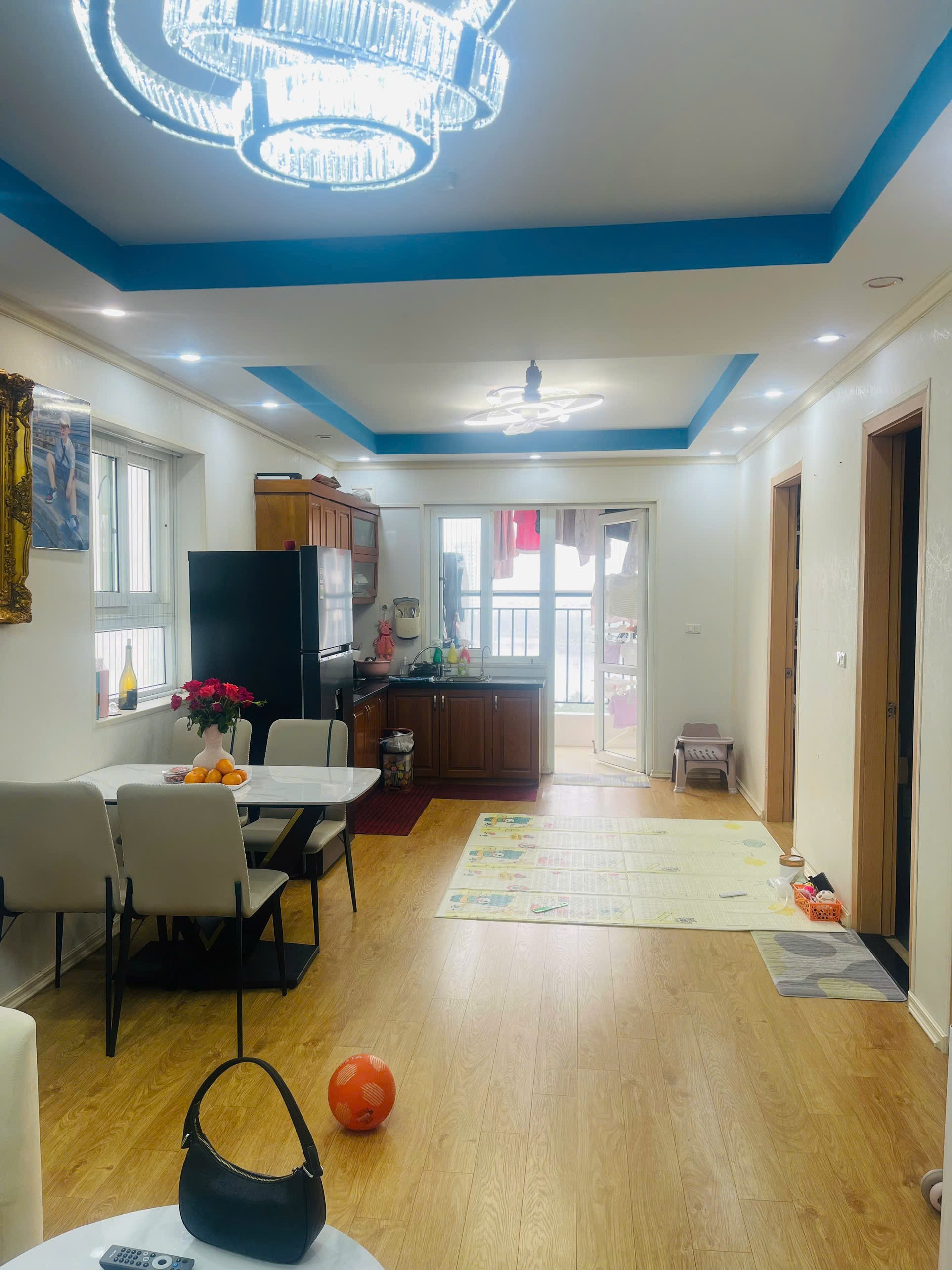 Chính chủ gửi bán Căn góc phụ full đồ view hồ chung cư Thanh Hà 8