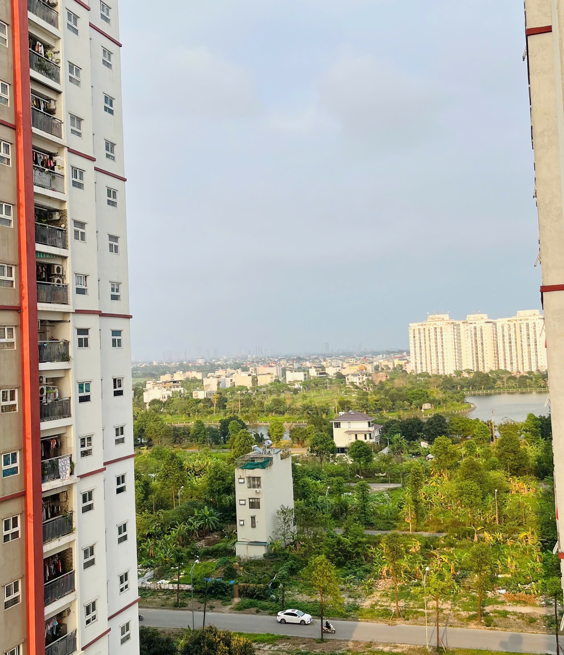 Chính chủ cần bán căn hộ tầng 10-HH02B ( 5 tòa mới) Thanh Hà-Hà Đông 8