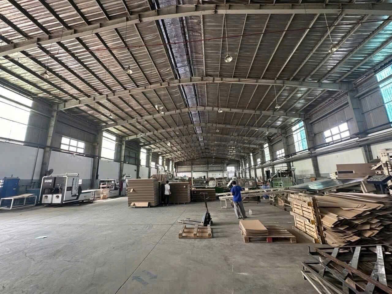 XƯỞNG HÓC MÔN NGỘP BANK – 11.000M² – MT ĐƯỜNG CONTAINER 2 CHIỀU – CHỈ 190 TỶ 2