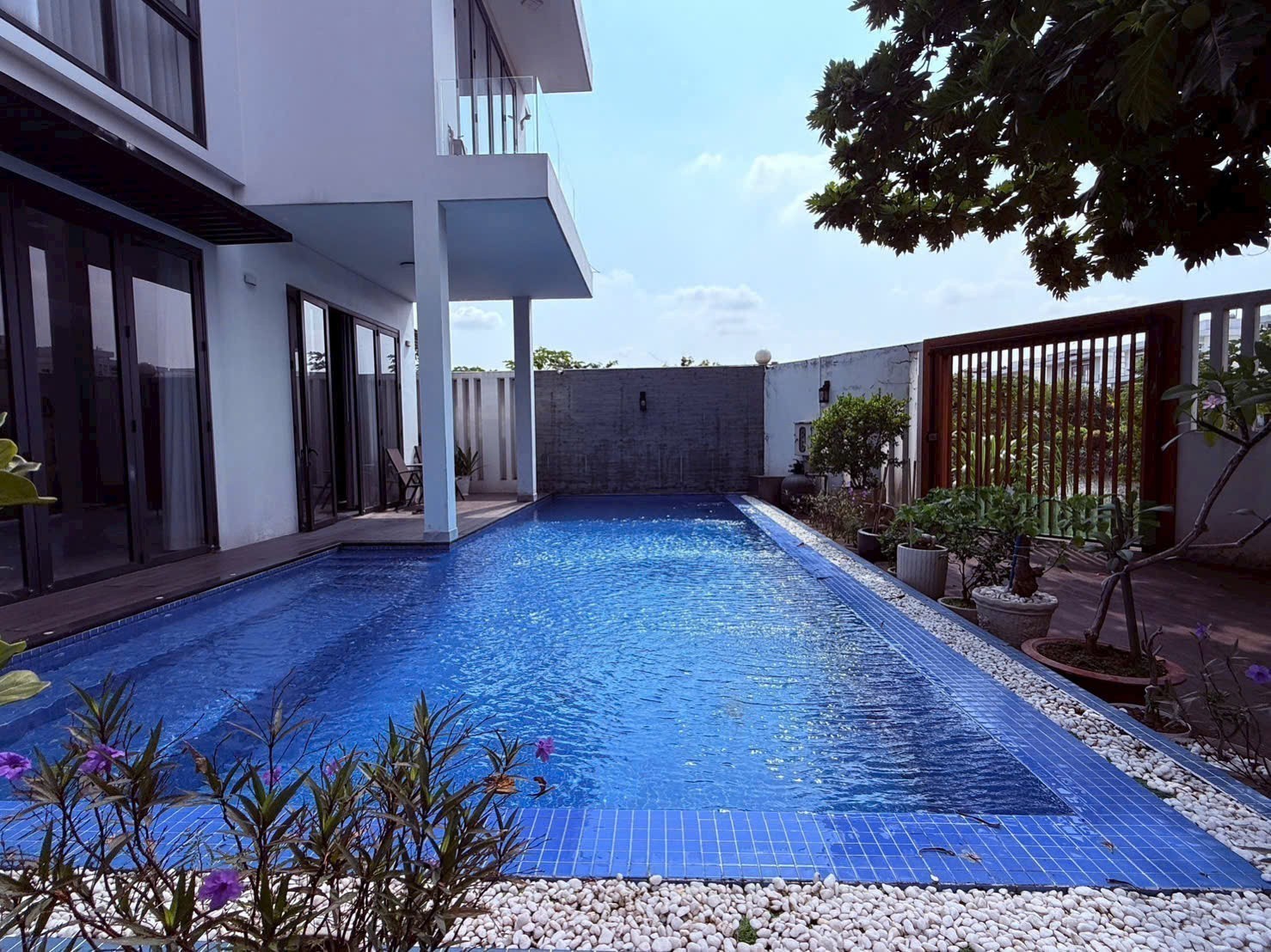 Cần bán Biệt thự Phường Phú Hữu, Quận 9, Diện tích 323m², Giá 26 Tỷ 8