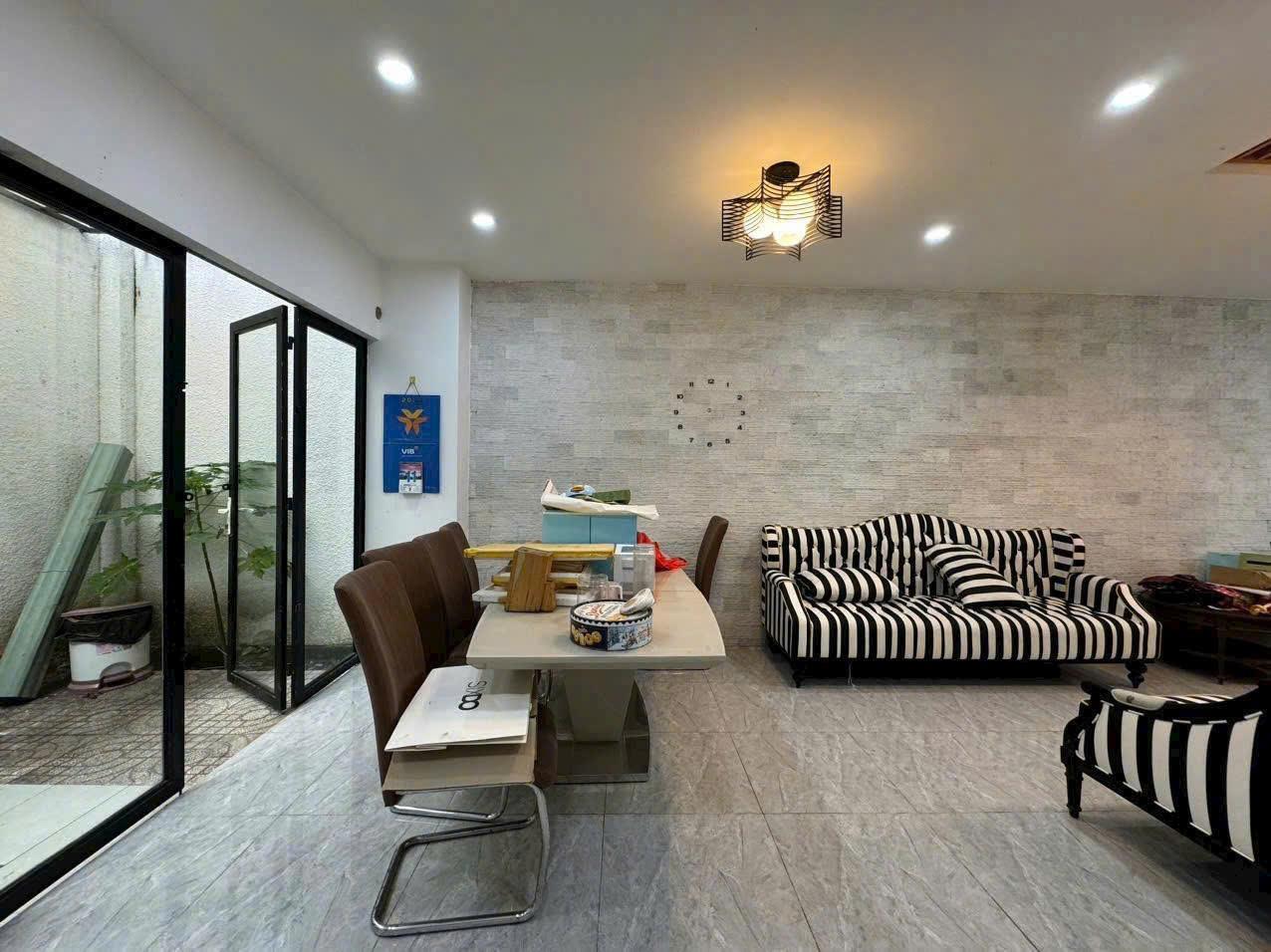 NHÀ VIEW SÔNG, CẠNH PHÚ MỸ HƯNG, 5X18M, 4 TẦNG, CHỈ HƠN 12 TỶ 3