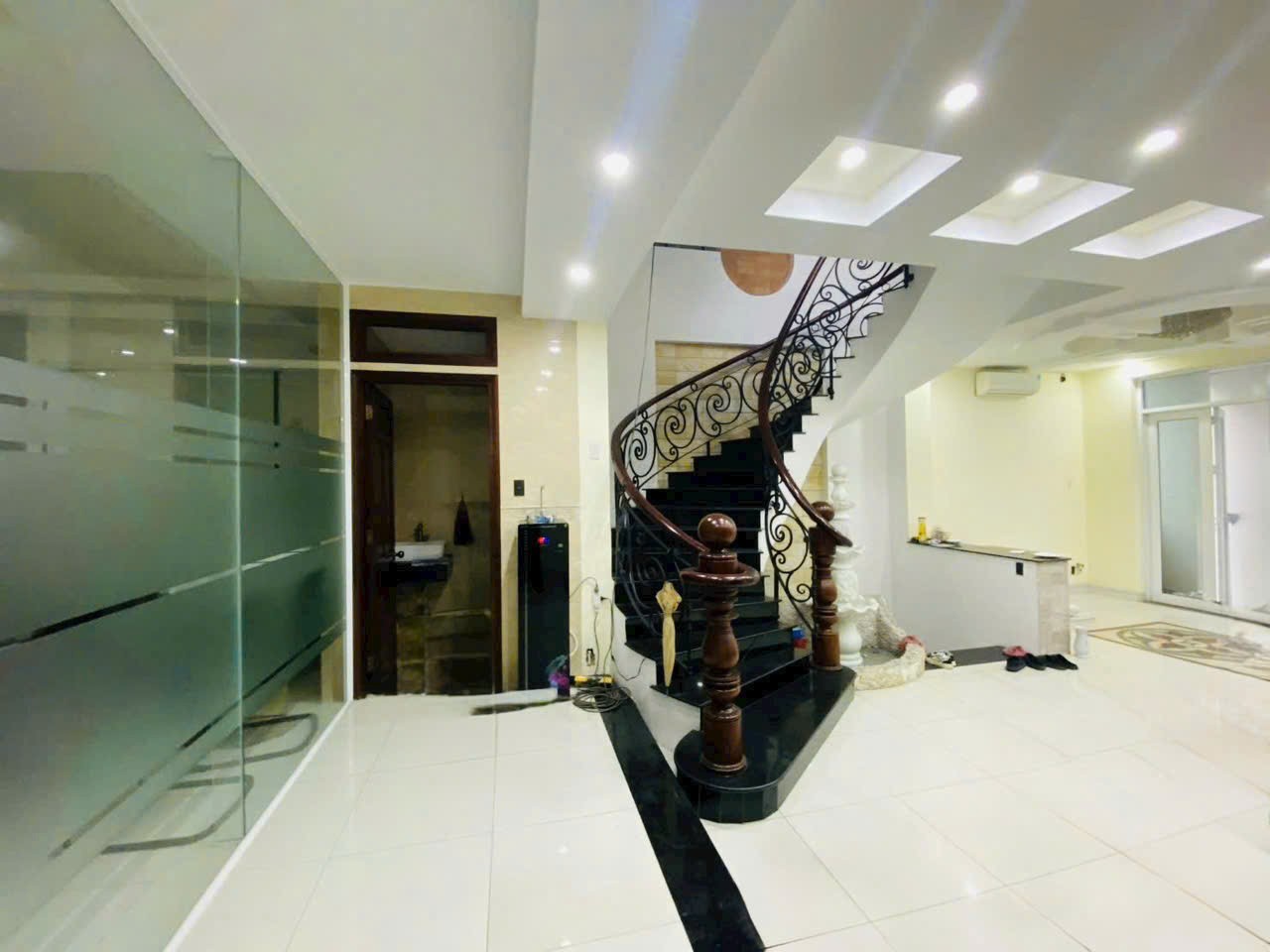 Cần bán Biệt thự Phường An Phú, Quận 2, Diện tích 168m², Giá 34 Tỷ 13